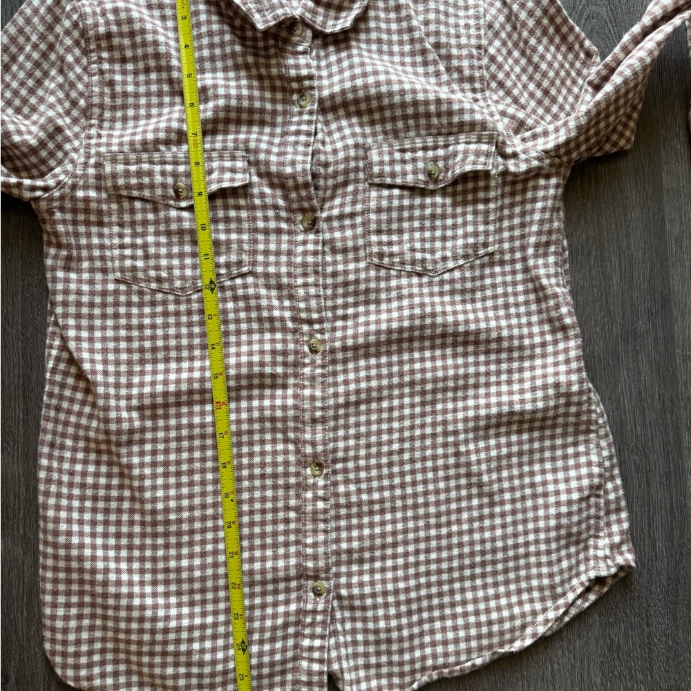 O'Neill Tan and White Plaid Button-Down Shirt - Picture 7 of 7